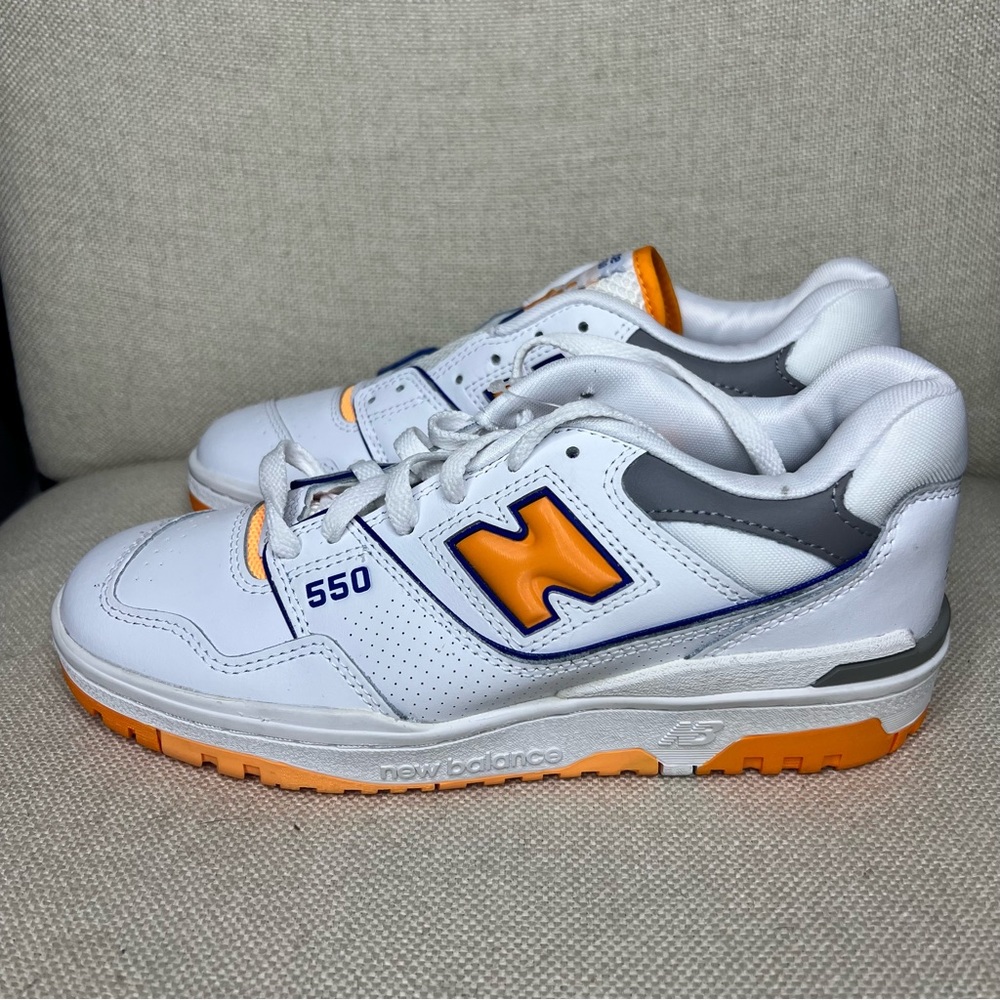 New Balance Men’s 550 Sneaker in Vibrant Orange - Picture 2 of 9